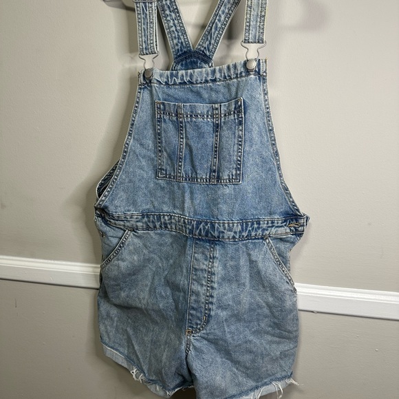 Universal Thread Light Blue Denim Overalls - Picture 1 of 4